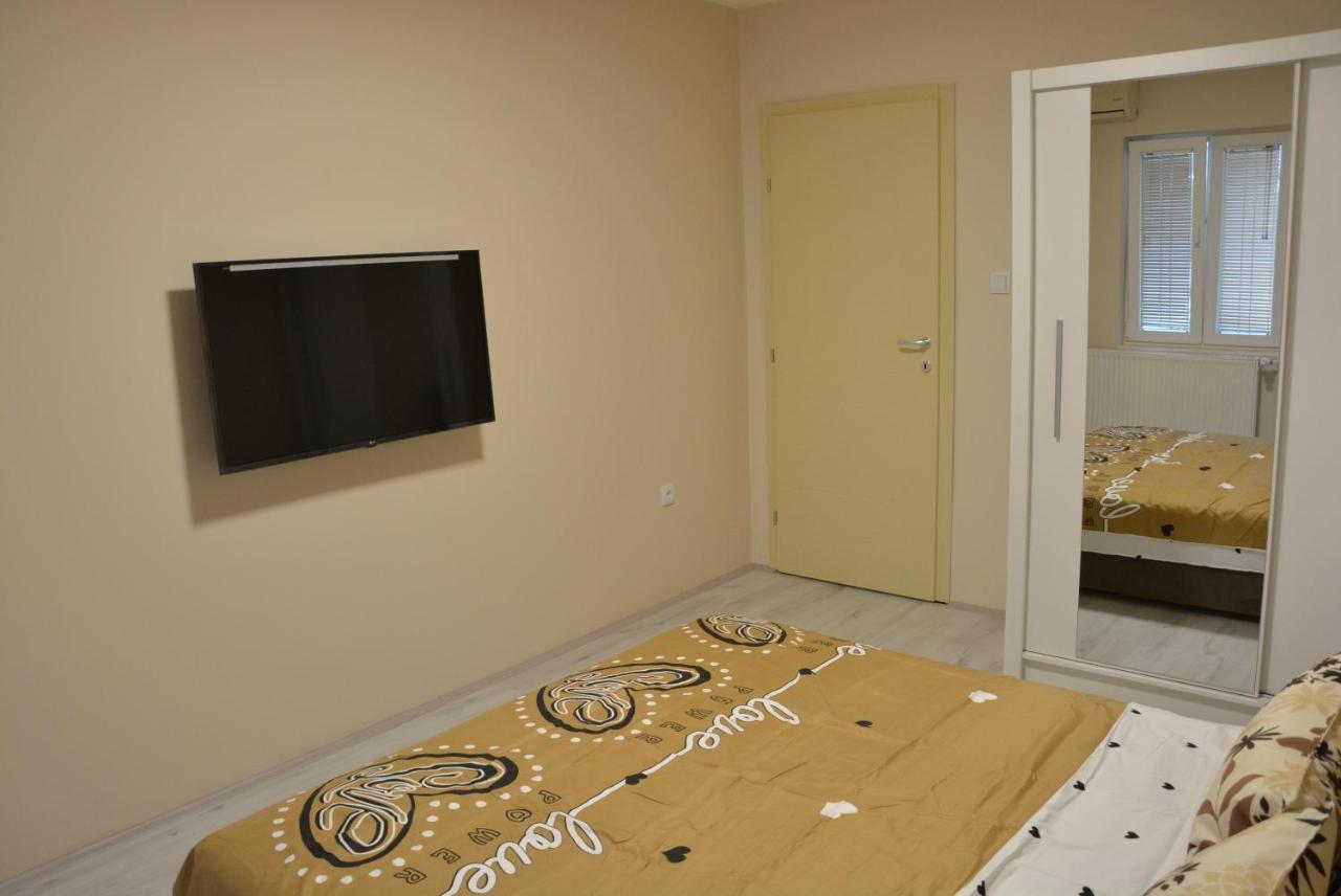 Garden Apartmani Ягодина Экстерьер фото