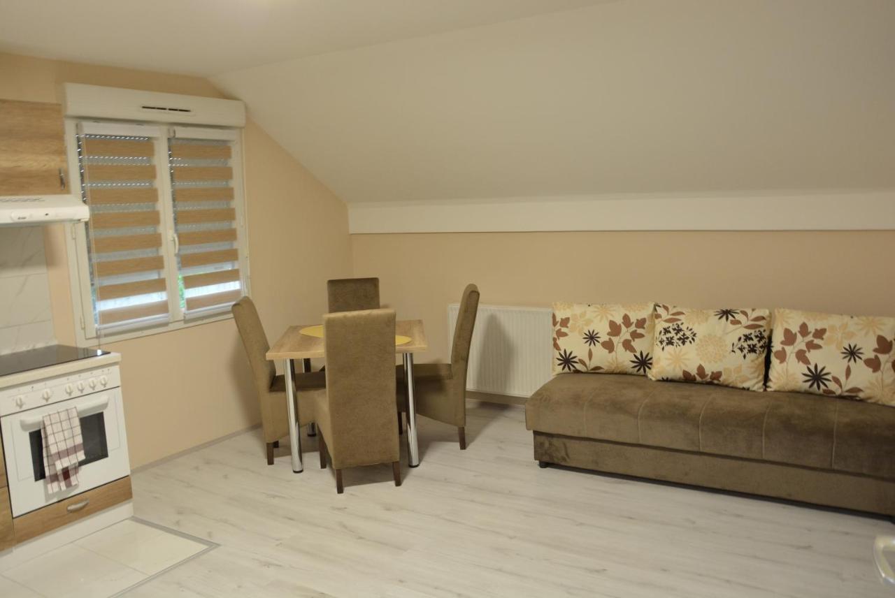 Garden Apartmani Ягодина Экстерьер фото