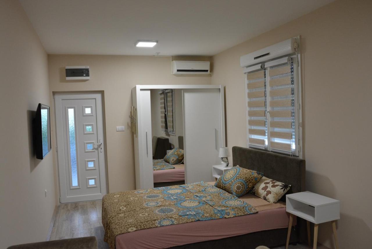 Garden Apartmani Ягодина Экстерьер фото